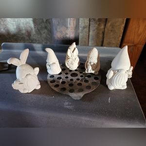 Easter gnomes (5) unpainted